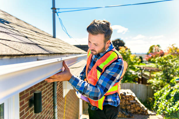 Best Asphalt Shingles Roofing  in Lindsay, TX